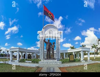 Luanda Angola - 03 24 2023 Uhr: Panoramablick von außen am Denkmal zu Ehren von Doktor António Agostinho Neto, erster Präsident Angolas und Befreier Stockfoto