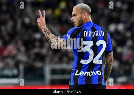 Turin, Italien. 04. April 2023. Federico Dimarco vom FC Internazionale Gesten während des Italien Cup Fußballspiels zwischen dem FC Juventus und dem FC Internazionale im Juventus Stadion in Turin (Italien), 4. April 2023. Kredit: Insidefoto di andrea staccioli/Alamy Live News Stockfoto