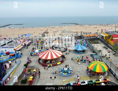 Deno's Wonder Wheel Amusement Park in Coney Island, Brooklyn, New York, USA. Stockfoto