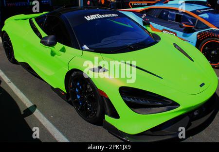 Daily Driven Exotics: Lamborghini, Mercedes AMG GT, Porsche GT2, McLaren 720S Stockfoto