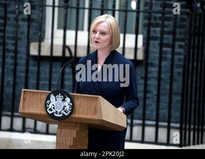 London, Großbritannien. 06. September 2022. Die neu gewählte britische Premierministerin Liz Truss hält ihre erste Rede in der Downing Street in London. (Foto: Fred Duval/SOPA Images/Sipa USA) Guthaben: SIPA USA/Alamy Live News Stockfoto
