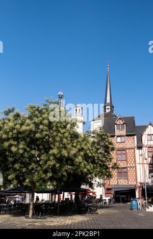 Frankreich, Maine-et-Loire, Saumur auf 2022-07-17. Tourismus und Alltag im Sommer in Anjou. Fotografie von Martin Bertrand. Frankreich, Maine-et-Loir Stockfoto