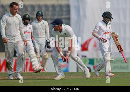 MCBrine feiert Mushfiqur Rahim Wicket am zweiten Tag des alleinigen Testspiels zwischen Bangladesch und Irland bei Sher-e-Bangla National Crick Stockfoto