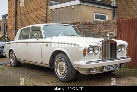 Margate, Großbritannien, 01.04.2023, klassischer Luxuswagen Rolls-Royce Silver Shadow II Stockfoto