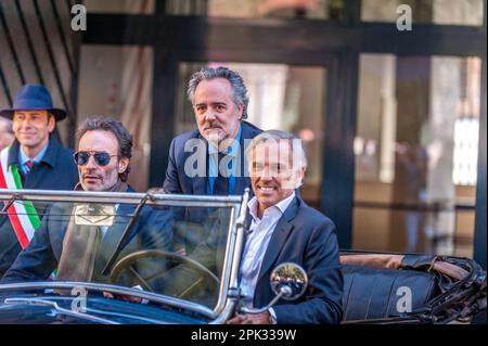 Paul Belmondo und Antonhy Delon bei der Eröffnung des neuen Borsalino Museums Stockfoto