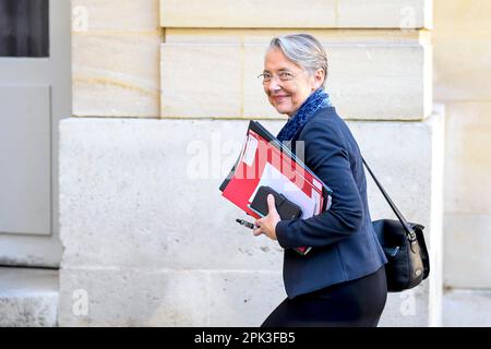 Paris, Frankreich. 04. April 2023. Die französische Premierministerin Elisabeth wurde am 4. April 2023 im Hotel Matignon in Paris, Frankreich, geboren. Kredit: Victor Joly/Alamy Live News Stockfoto