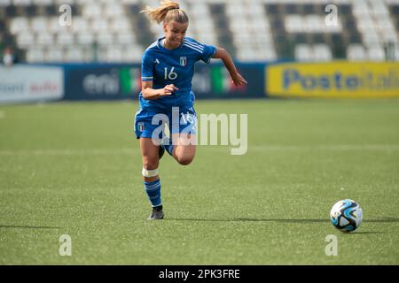 Sara Zappettini von Italien U19 bei der Europameisterschaft U19 2023, Runde 2, Fußballspiel zwischen, Grece U19 Frauen und Italien U19 Frauen, am 05. April 2023 im Stadion Silvio Piola, Vrcelli, Italien. Foto: Nderim Kaceli Stockfoto