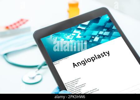 Angioplastie medizinische Verfahren die Angioplastie, auch bekannt als Ballonangioplastie und perkutane transluminale Angioplastie (PTA), ist eine minimal invasive Stockfoto