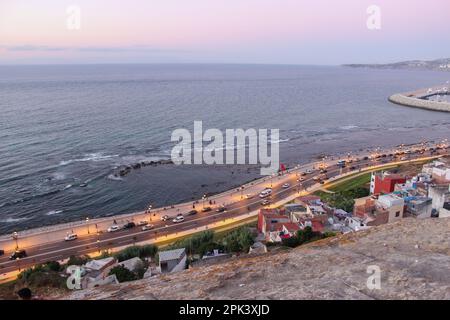 Die Altstadt und den Hafen von Tanger, Marokko Stockfoto