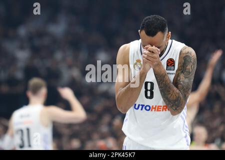 Belgrad, Serbien, 31. März 2023. Adam Hanga von Real Madrid reagiert während des EuroLeague-Spiels der Turkish Airlines 2022/2023 zwischen Partizan Mozzart Bet Belgrad und Real Madrid in der stark Arena in Belgrad, Serbien. 31. März 2023. Kredit: Nikola Krstic/Alamy Stockfoto