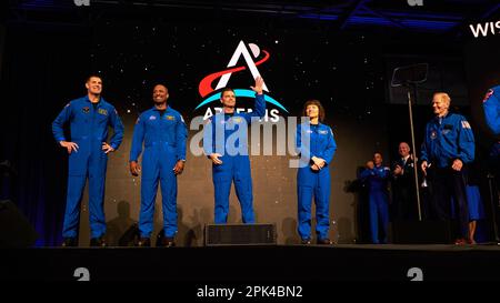 NASA-Administrator Bill Nelson stellt am 3. April 2023 die neue Artemis II Crew in Houston, USA, vor Stockfoto