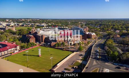 Tallahassee, Florida - März 2023: Doak Campbell Stadium und Übungsfeld, Heimstadion der Florida State University Football Stockfoto