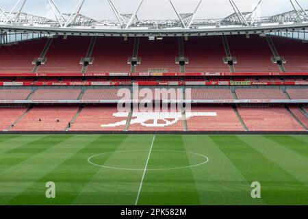 Blick auf das Spielfeld, im Emirates Stadium, Arsenal Football Club. London , Vereinigtes Königreich Stockfoto