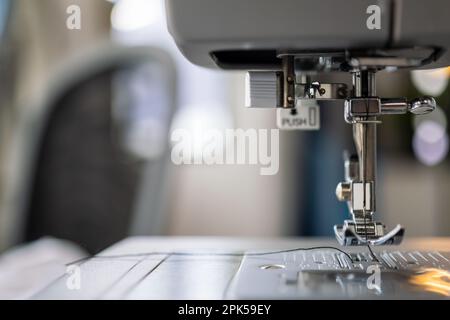 Modebesitzer-Konzept, Modestudio, Textilien-Stylist Stockfoto