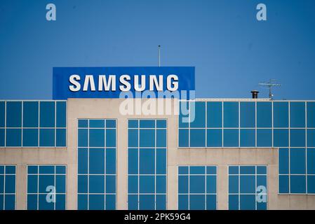 Ridgefield Park, NY, USA - 1. April 2023: Samsung America Firmenzentrale mit Logo. Südkoreanischer Elektronikhersteller von Galaxy smartph Stockfoto