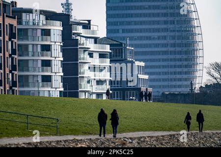 Neue Wohngebäude, Wohnungen zwischen Viertal Neuer Hafen, an der Lohmannstraße und Weserdeich, Kommodore-Ziegenbein-Promenade, Atlantic Hotel Sail Cit Stockfoto