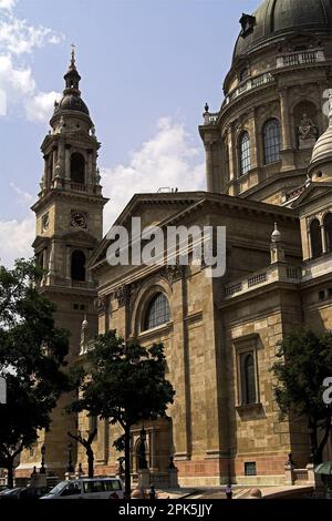 Budapest, Węgry, Ungarn, Szent István tér; St. Stephans-Basilika - Außenansicht; St.-Stephans-Basilika - von außen; Bazylika św. Stefana Stockfoto