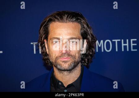 Rom, Italien - 4. April: Luca Capuano nimmt am 04. April 2023 an der Premiere „The Good Mütters“ im Space Cinema Moderno in Rom Teil. Disney TV-Serie Stockfoto