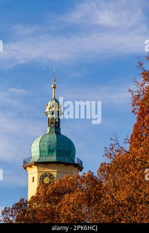 Arnstadt im Stadtteil Ilm mit Kupferdach Stockfoto