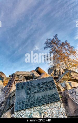 Birkenkopf, Monte Scherbelino, Landschaftsdenkmal aus Trümmern der Stadt, 45 Prozent zerstört im Weltkrieg, Stuttgart, Baden-Württemberg Stockfoto