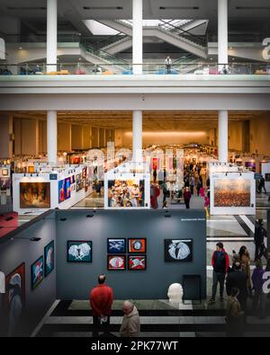 Ankara, Türkei - März 12 2023: Panoramablick von der Malerausstellung Stockfoto