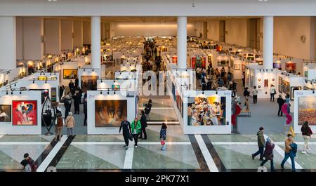 Ankara, Türkei - März 12 2023: Panoramablick von der Malerausstellung Stockfoto