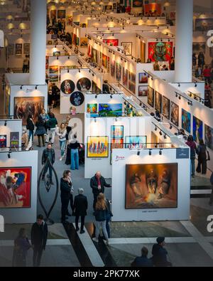 Ankara, Türkei - März 12 2023: Panoramablick von der Malerausstellung Stockfoto