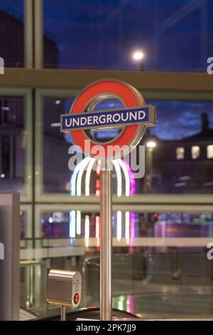 London St Pancras oder St Pancras International ist ein zentraler Bahnhof in London an der Euston Road im Londoner Stadtteil Camden Stockfoto