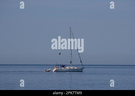 ROVINJ, KROATIEN - 15. MAI 2022 Vergnügungsyacht in der Adria Stockfoto