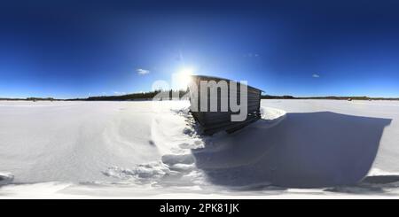 360 Grad Panorama Ansicht von Sphärisches Panorama von Svansele Dammanger (fließende Wasserwiesen) in Schweden im Winter, gleicheckige Projektion, nahtlos.