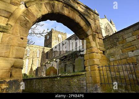 Hexham, Northumberland, England, Großbritannien. Hexham Abbey (Kirche der Augustinischen Priory von St. Andrew - c1170-1250 - Norman) Stockfoto