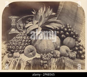 Still Life with Fruit and Decanter 1860 von Roger Fenton Stockfoto