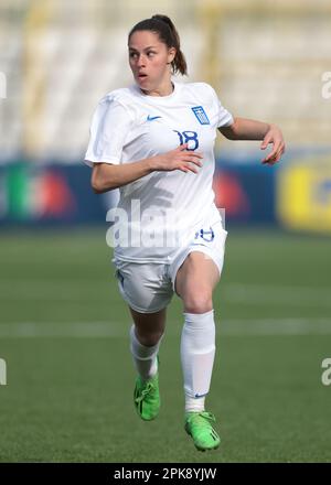 Vercelli, Italien, 5. April 2023. Antonia Briana von Griechenland während des UEFA-Meisterschaftsspiels U19 im Stadio Silvio Piola, Vercelli. Der Bildausdruck sollte lauten: Jonathan Moscrop/Sportimage Stockfoto