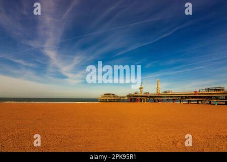 The Pier, Scheveningen, Den Haag, Niederlande, tagsüber, Verlassen Stockfoto