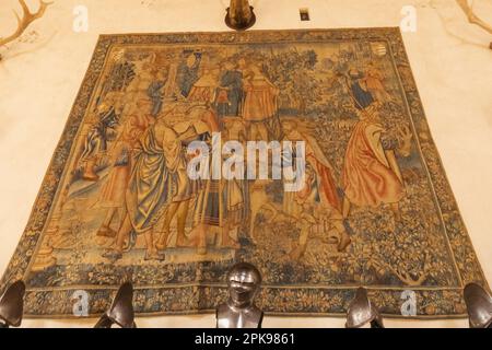 England, Kent, Penshurst, Penshurst Place und Gärten, Baron's Hall, Wandteppiche mit mittelalterlichen Lebensbildern Stockfoto