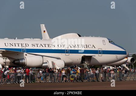 US Air Force Boeing E-4B Advanced Airborne Command Post, Spitzname Doomsday Flugzeug. Amerikanisches Präsidentenkommando, Flugzeugpost. Auf der RIAT Airshow, Großbritannien Stockfoto