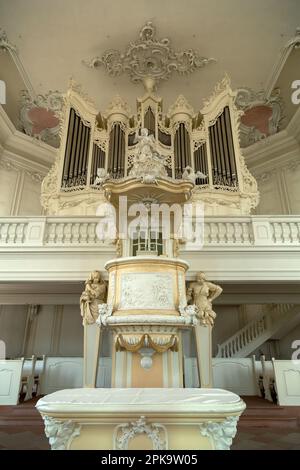 01.05.2018, Deutschland, Saarland, Saarbrücken - die Ludwigskirche, protestantische Kirche im Barockstil und Wahrzeichen. 00A180501D035CAROEX.JPG [MODELL R Stockfoto