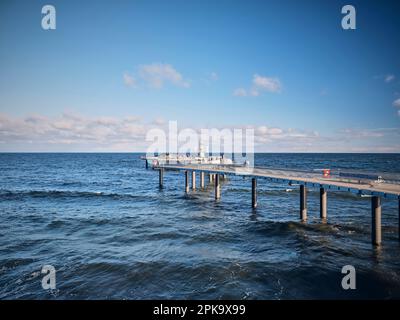 Usedom im Winter, neuer Pier Koserow Stockfoto