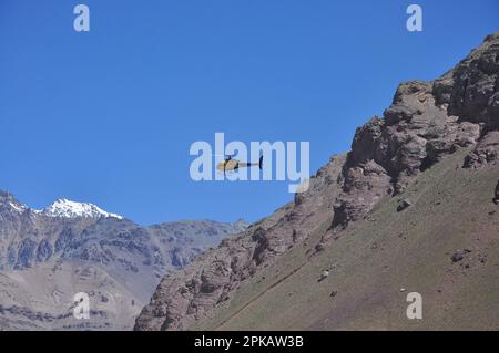 Vuelo de helicóptero de rescate Stockfoto