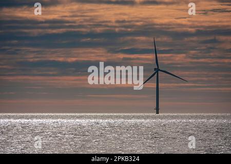 Windturbine in Kattegat, Ostsee, Dänemark Stockfoto