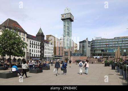 Oslo, Norwegen, Jernbanetorget-Platz vor dem Hauptbahnhof Stockfoto