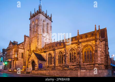 England, Dorset, Dorchester, Dorchester High Street, St. Peter's Church Stockfoto