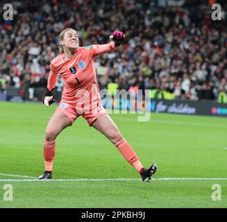 London, Großbritannien. 06. März 2023. Mary eARPS FEIERT NACH dem Sieg während des CONMEBOL-UEFA Women's Champions Cup Finalissima Fußballspiels zwischen England Women und Brasilien Women im Wembley Stadium in London, Großbritannien, AM 06. April 2023. Kredit: Action Foto Sport/Alamy Live News Stockfoto