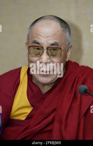 Seine Heiligkeit der 14. Dalai Lama veranstaltet im Rahmen eines elftägigen Besuchs nach Australien (6.-16. Juni) eine Pressekonferenz in Sydney. Sheraton Wentworth Hotel, Sydney, Australien. 14.06.07. Stockfoto