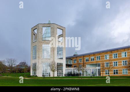 Das Moller Institute auf dem Gelände des Churchill College, Teil der University of Cambridge, Ostengland Stockfoto