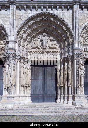 Zentrales Portal des Westeingangs, Kathedrale von Chartres, Frankreich Stockfoto