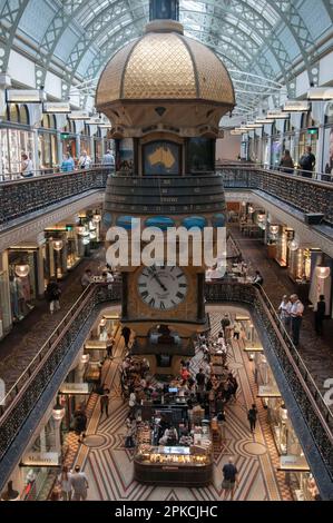 Die australische Uhr im Queen Victoria Building, Sydney, New South Wales, Australien Stockfoto