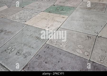 Allgemeiner Blick auf den Hollywood Stars Walk of Fame, Hollywood Boulevard, Los Angeles, Kalifornien, USA. Stockfoto