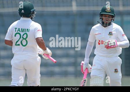 Mushfiqur Rahim und Tamim Iqbal Khan am vierten Tag des alleinigen Testspiels zwischen Bangladesch und Irland in der Sher-e-Bangla National Cricket St. Stockfoto