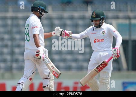 Mushfiqur rahim und Tamim Iqbal Khan am vierten Tag des alleinigen Testspiels zwischen Bangladesch und Irland in der Sher-e-Bangla National Cricket St. Stockfoto